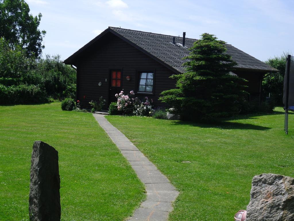 Villa Kastanienhof Kalleby Exterior foto