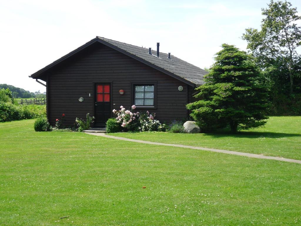 Villa Kastanienhof Kalleby Exterior foto